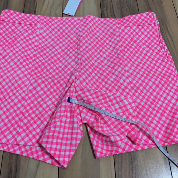 NWT! Lilly Pulitzer Arabeth Stretch Shorts Love Potion Pink Check Me Out Size 14 - Picture 11 of 15